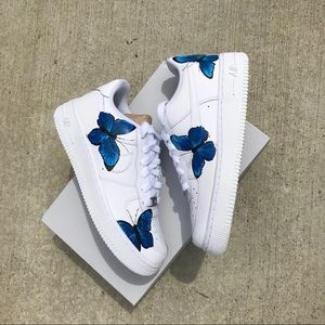 {SOLD OUT!!} HANDPAINTED AF1 - SIGNED& #’d 25 ONLY